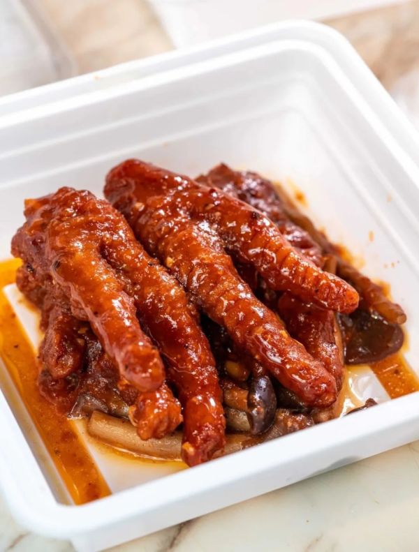 140岁的陶陶居,终于要「送」原只盐焗鸡了