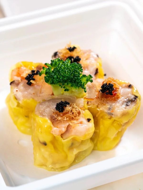 140岁的陶陶居,终于要「送」原只盐焗鸡了