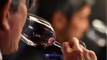 品味葡萄酒 篇一：关于葡萄酒的保质期 