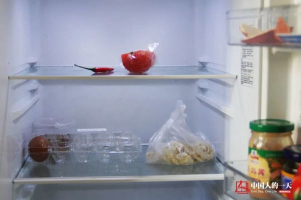 “一场疫情,吃光家底”,成年人的底气都是钱给的