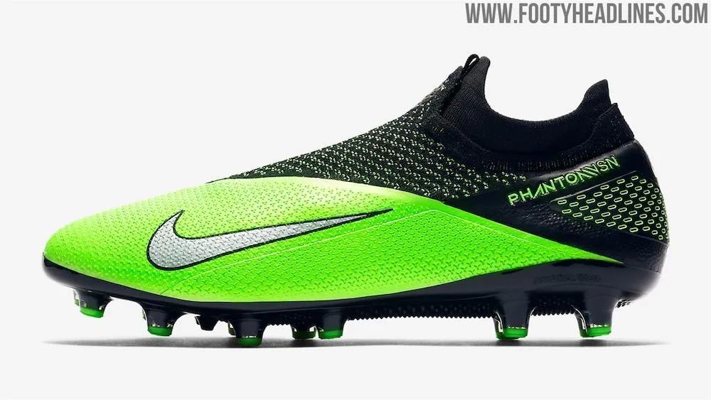 Nike Phantom VSN 2 “Green Strike”足球鞋曝光