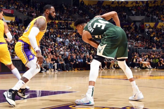 LBJ17 Low:詹姆斯系列的销量担当?