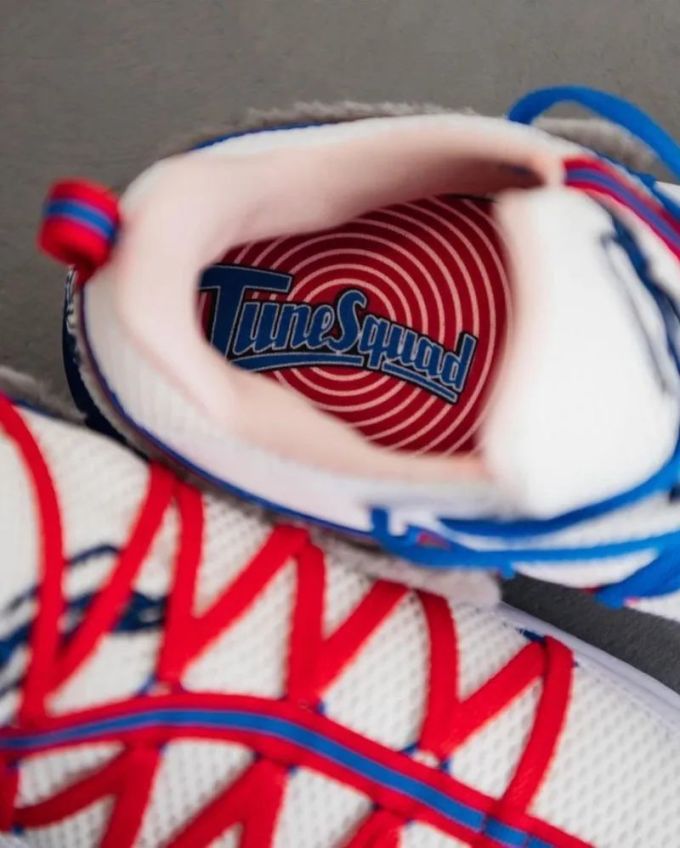 LBJ17 Low:詹姆斯系列的销量担当?