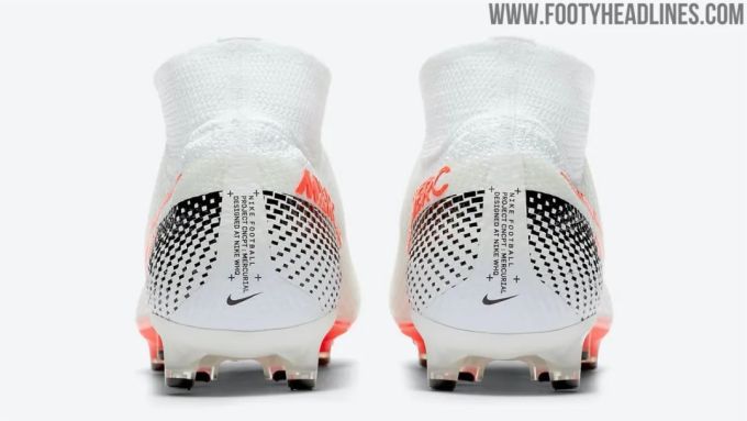 新配色Nike Mercurial Superfly足球鞋产品图曝光