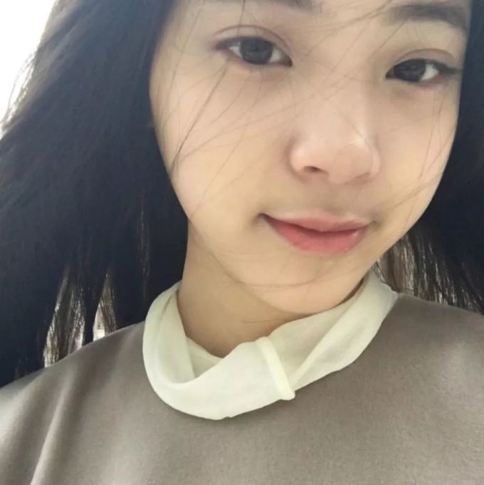 哼,只有我们大美女才会长小胡子