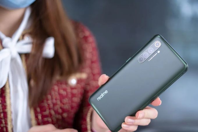 小米10、iQOO 3、realme X50 Pro对比测评 | 谁更值得入手?