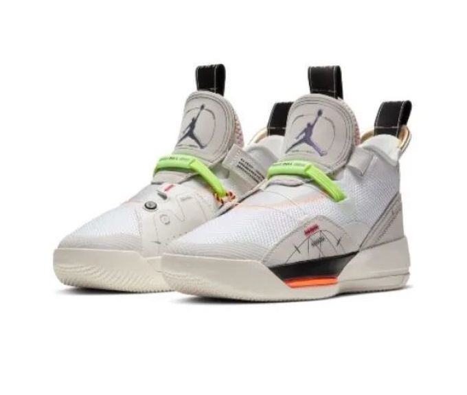 AJ32、AJ33及SE版本,三鞋对比测评!