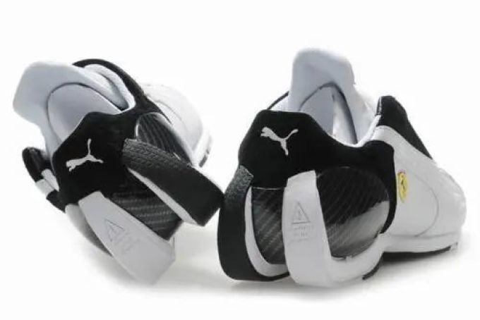 篮球之神的末代战靴——Air Jordan 18