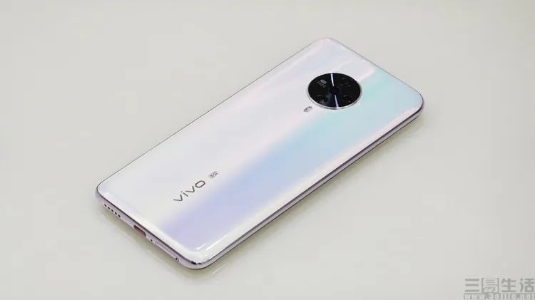 vivo S6：首款5G美颜神机，靠的却是“芯”实力