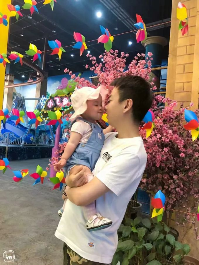见了过敏儿,我不好意思抱怨小儿难养了.....