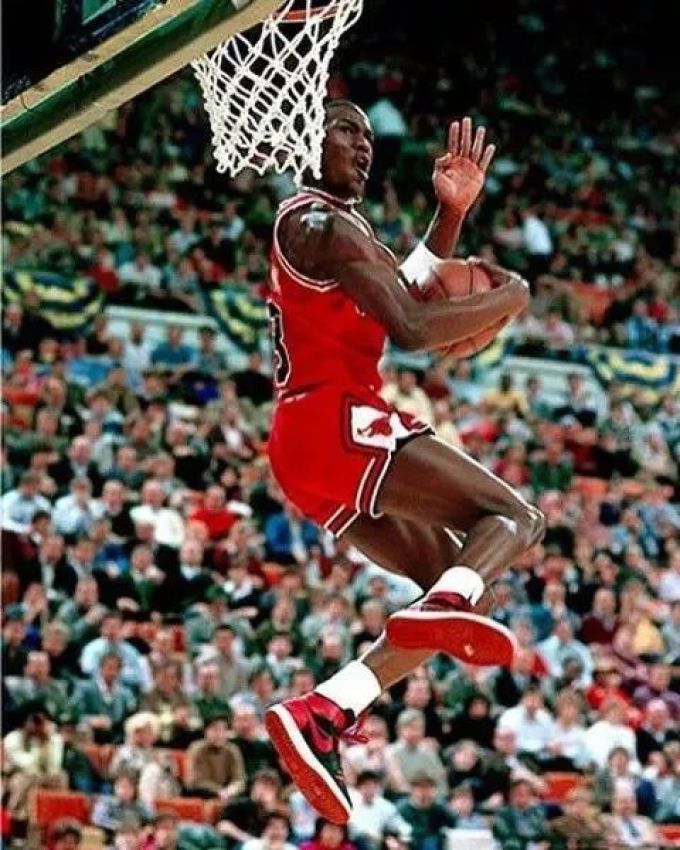 球鞋史上的大骗局——Air Jordan 1