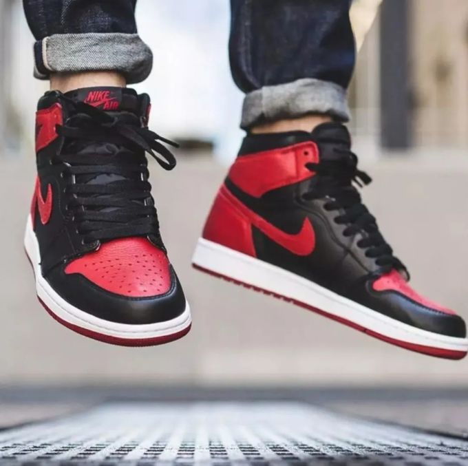 球鞋史上的大骗局——Air Jordan 1