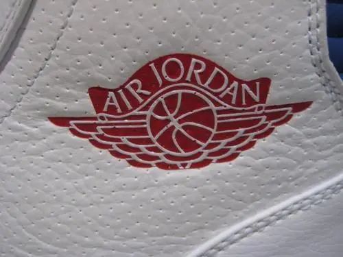 球鞋史上的大骗局——Air Jordan 1