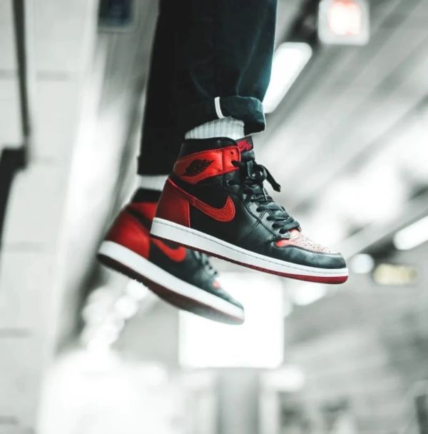球鞋史上的大骗局——Air Jordan 1