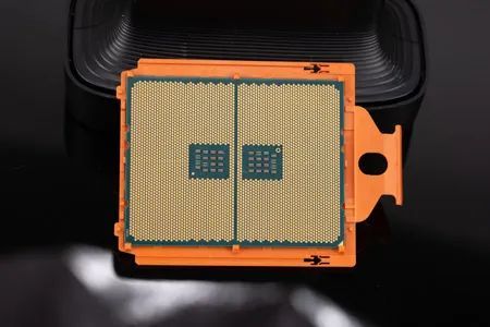 锐龙Threadripper 3990X处理器评测：128个框框随便玩