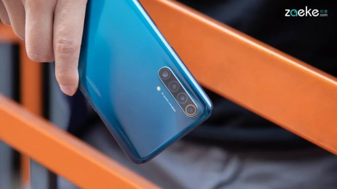 realme X50 5G正如我们期待的“5G”一样:又快又便宜