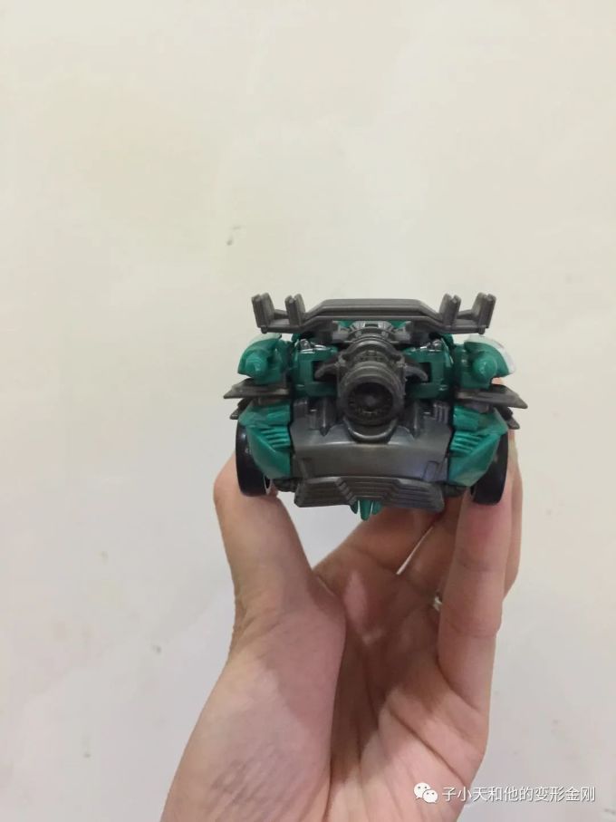 【评玩具】子小天:硕函测评《变形金刚 SS58,武装车路霸,优缺点都很明显的一款!》
