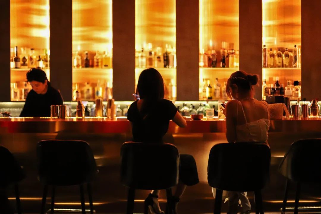广州这几家风格迥异的酒吧，如何凭外卖鸡尾酒成功出圈？