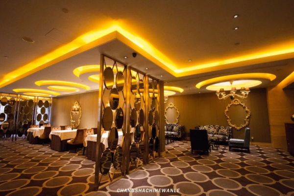 假期打卡好去处!星城这家五星级酒店中餐厅,竟然还卖小龙虾?!