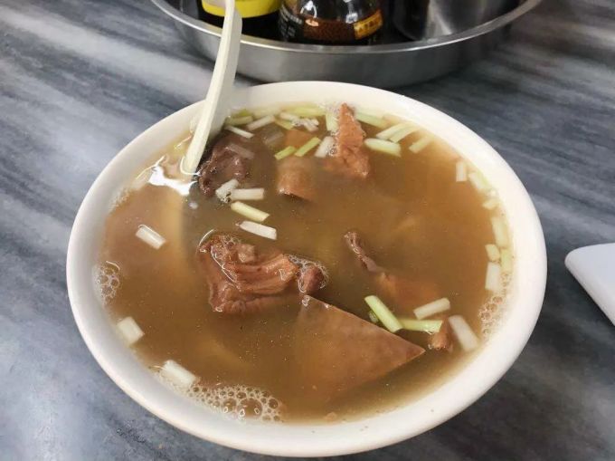 宝华面店关门、荔湾广场被拆,再见了上下九…
