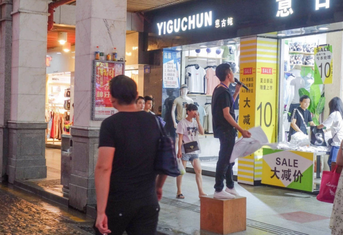 宝华面店关门、荔湾广场被拆,再见了上下九…