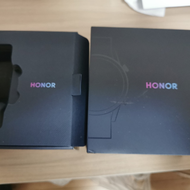 手表及穿戴（天梭机械及石英表、乐心手环3、荣耀手表2）选择和使用体验