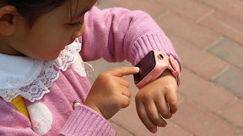 智能穿戴 篇五：小米推出米兔儿童学习手表4，功能强大到没朋友，899元值得买吗？