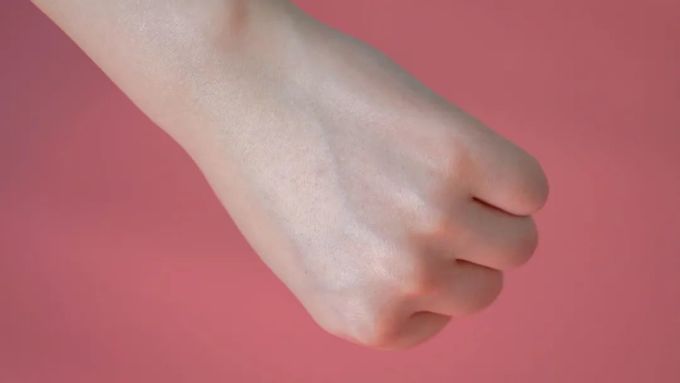 想要水润和修护,面霜应该怎么挑?