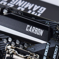 高性能暗黑超跑，微星Z390 GAMING PRO CARBON暗黑板开箱试玩