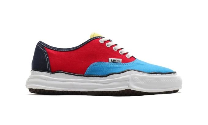 潮闻快食 | DSM x adidas 推出联名 Stan Smith 鞋款,Timberland 发布 2020 春夏系列