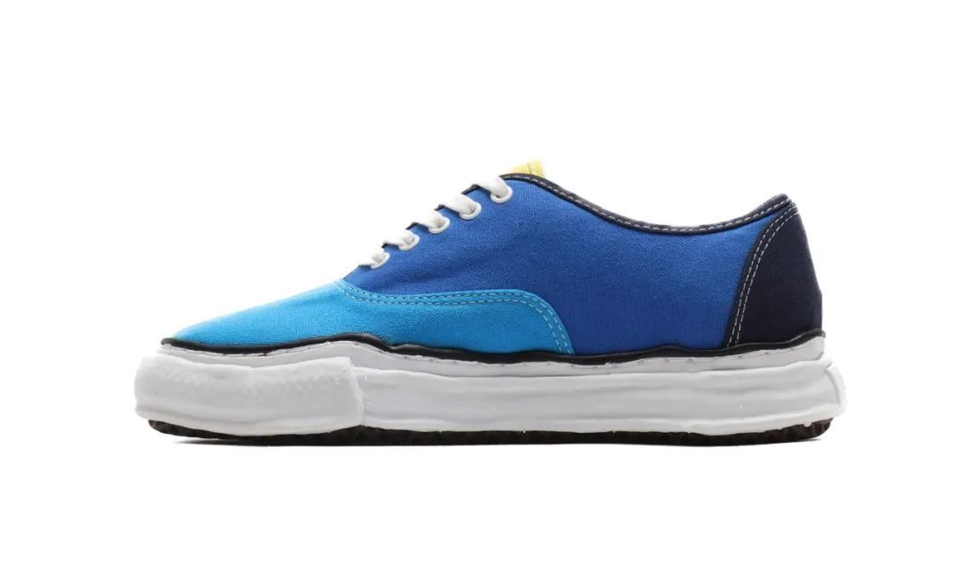 潮闻快食 | DSM x adidas 推出联名 Stan Smith 鞋款，Timberland 发布 2020 春夏系列