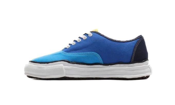 潮闻快食 | DSM x adidas 推出联名 Stan Smith 鞋款,Timberland 发布 2020 春夏系列