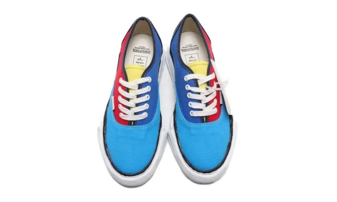 潮闻快食 | DSM x adidas 推出联名 Stan Smith 鞋款,Timberland 发布 2020 春夏系列