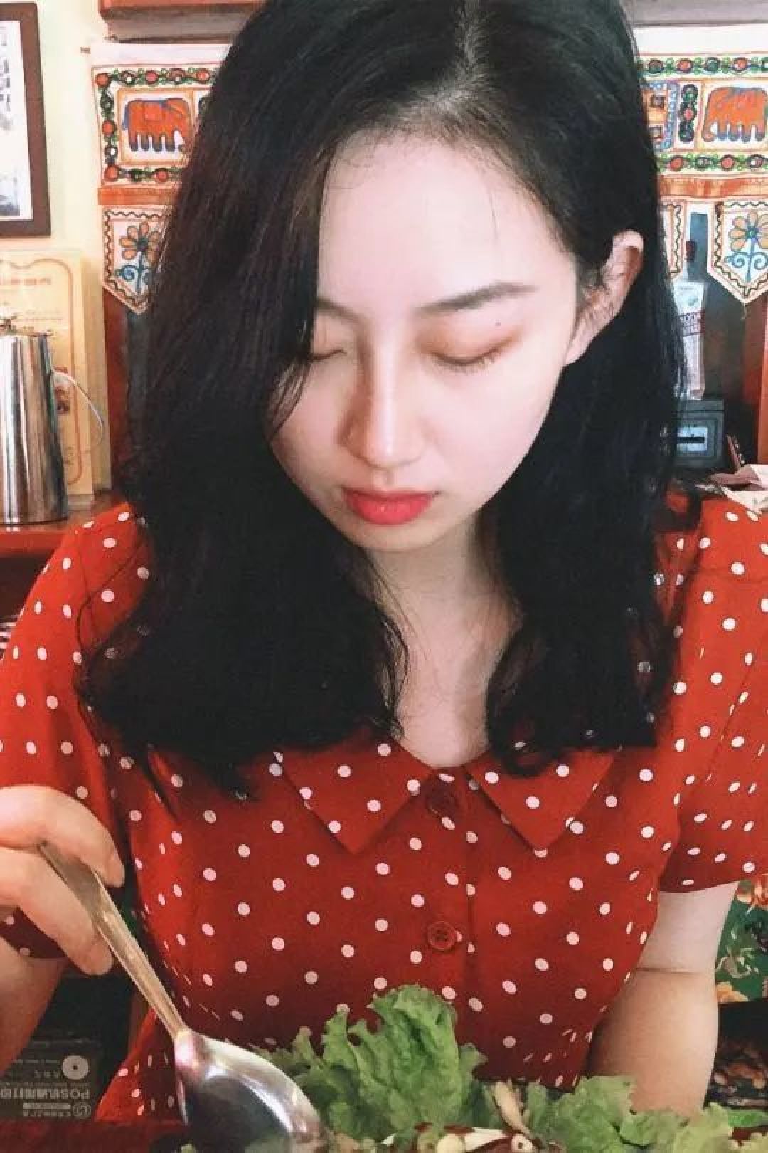 为什么好看的人自拍反而变丑？这样拍照才不浪费你的颜值