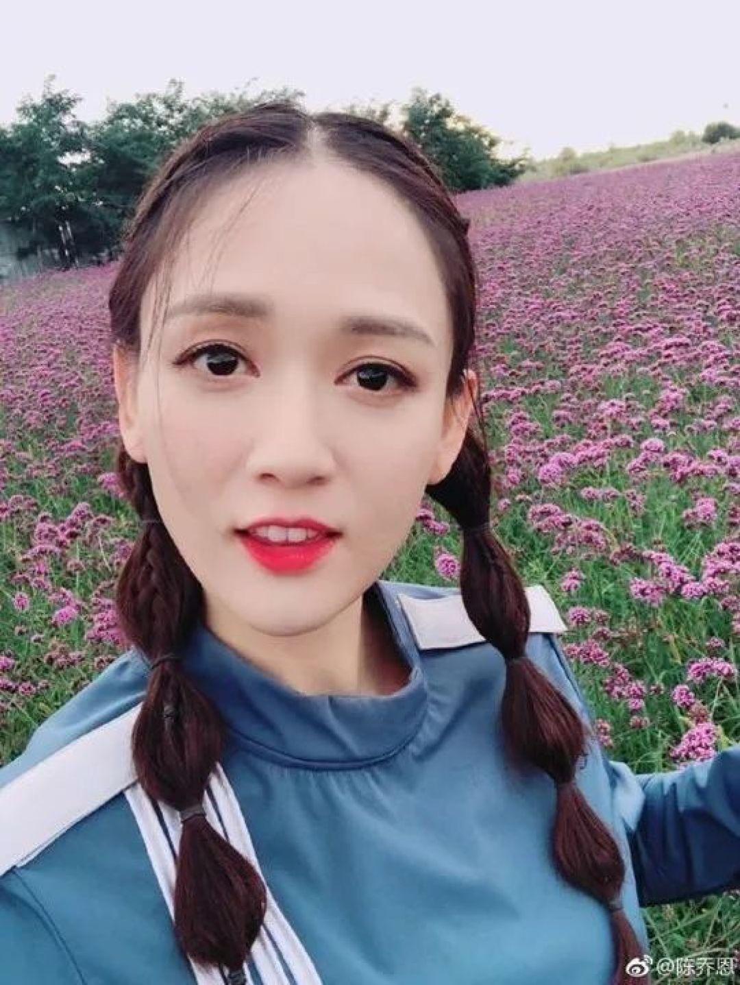 为什么好看的人自拍反而变丑？这样拍照才不浪费你的颜值