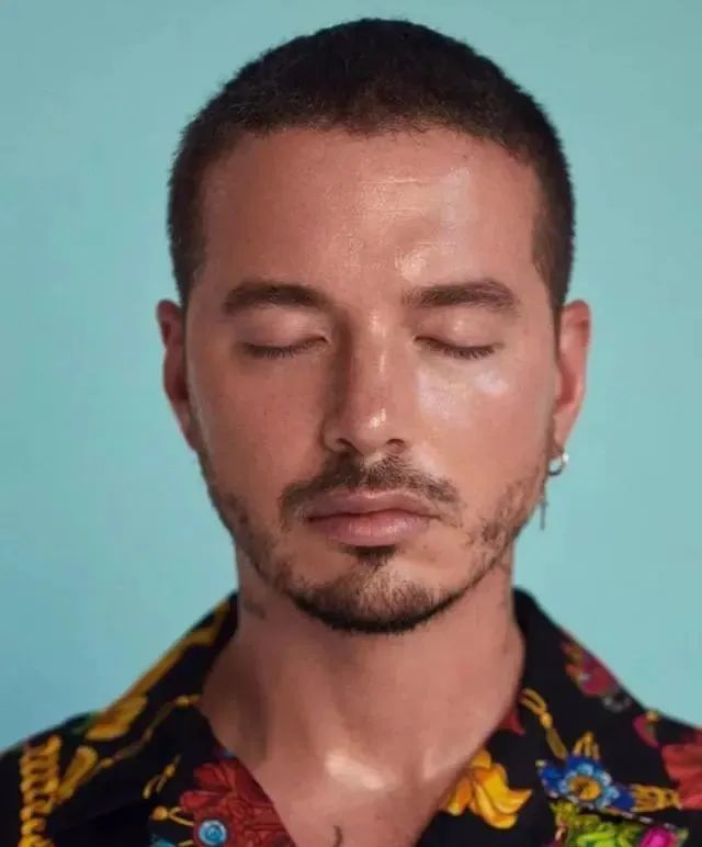 J Balvin x AJ1年底发售 这双鞋根本就是照着J Balvin发型设计的吧