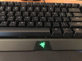 再来Razer：雷蛇竞技版87键游戏键盘