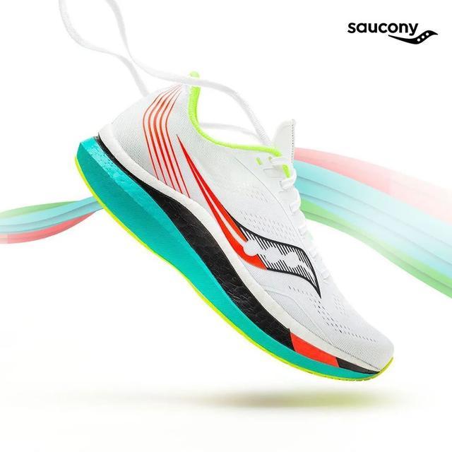 Nike Alphafly NEXT%与Adizero Pro发售在即？竞速跑鞋迎来【全员碳板】时代