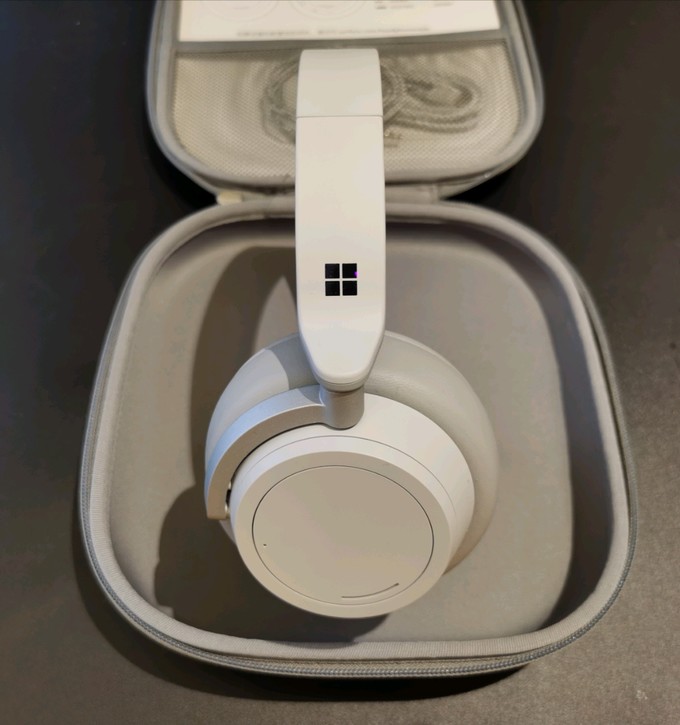 微软头戴式耳机