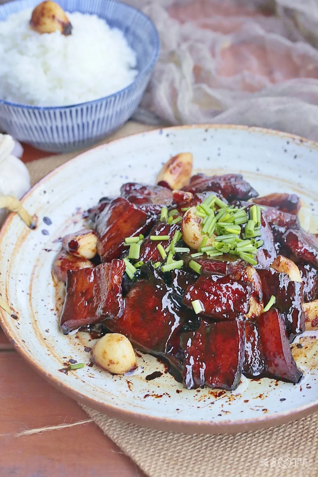 猪身上最香的一块肉焖一焖好吃到流泪