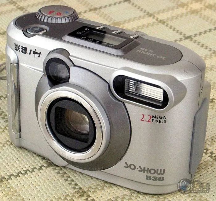 请回答2020，还记得你买的第一部相机吗？