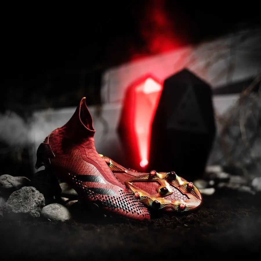 阿迪达斯发布Predator 20+ “Dragon”限量版足球鞋