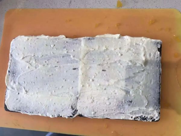 豆泥种也能做蛋糕?竹炭水果蛋糕+拉丝麻薯,连边角料都被抢空!