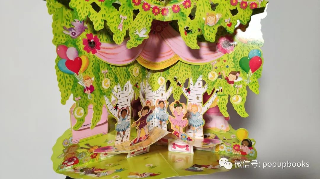 云看立体书 | Fairy Pop-Up Ballet Tree 童话芭蕾树 旋转木马立体书