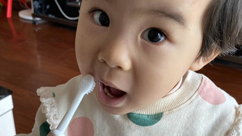 让宝宝爱上刷牙的菲莱斯儿童电动牙刷K1，上手体验