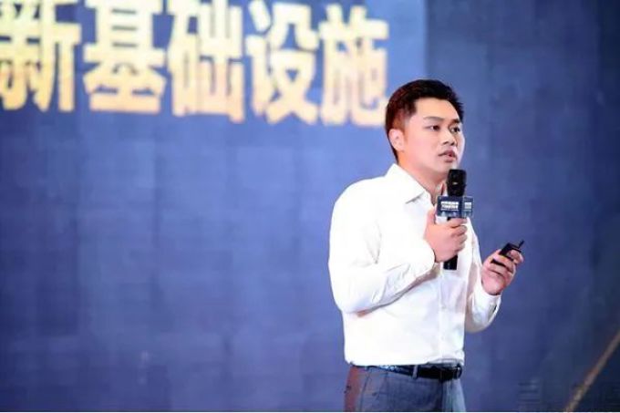 易资讯|Redmi 10X定档5月26日,红魔5G氘锋透明版即将开启预售……