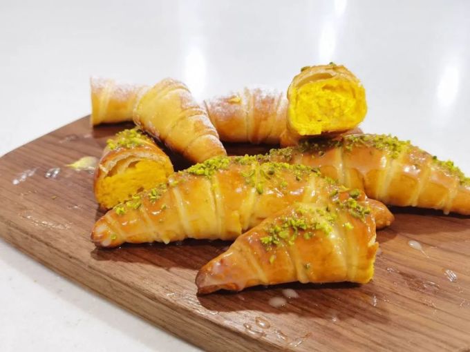 烘焙百科书 | 咸蛋黄流沙的馅料该咋调?
