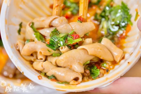 蜀大侠开火锅便利店了,菜品1块9起卖!