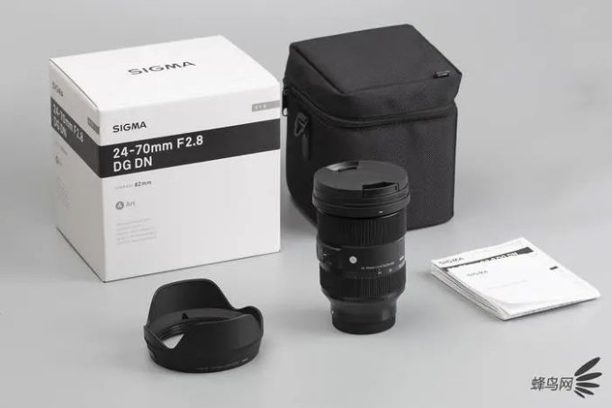 新手摄影利器!尼康D5600套机售5299元