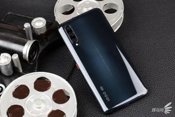 新手摄影利器!尼康D5600套机售5299元